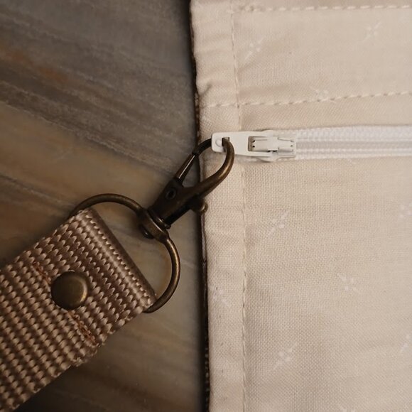 New Clutch Wristlet Wallet Owl family Nature Ivory Brown Snap Trifold Zip Pouch - Picture 4 of 5